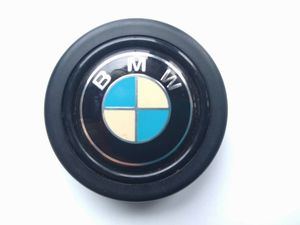 momo ステアリング ホーンボタン 94年　BMW 2002E21E30E36E46E28E34E24E32M3M5M6 ハンド