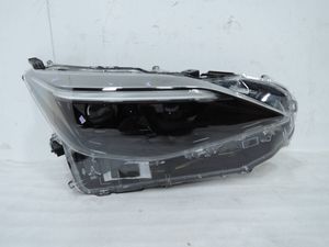 トヨタ MXPB10 MXPB15 MXPJ10 MXPJ15 ヤリスクロス 純正 右 ヘッドライト ヘッドランプ L