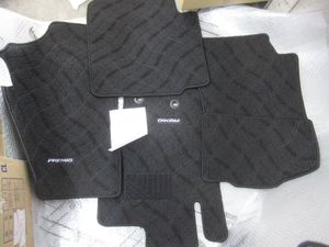 [11490]/ TOYOTA 純正 プレミオ NZT260-AEXEK フロアマット 08210-20466-B0 トヨタ