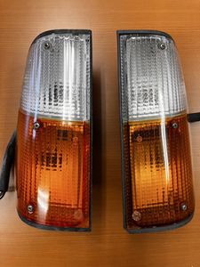 【純正】ボルボ240 / 244 / 245 フロントウィンカー コーナーランプ 左右セット CIBIE製