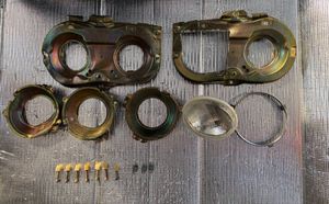 スカイライン　ジャパン　GC210 前期　ヘッドライト　ブラケット　ベゼル　台座　CIBIE