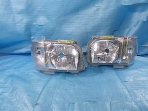 ハイエース TRH200 後期 ハロゲン 右ヘッドライト 左おまけ №PP60204