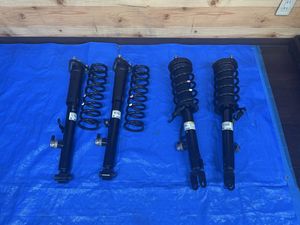 【純正戻し・車検用】トヨタ クラウン ＡＲＳ２２０　ＡＺＳＨ２０　純正コイルスプリン