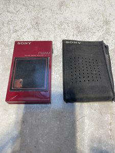 SONY ソニー ICF-S11 FM/AM 2バンド ポータブルラジオ 赤 レッド ポケットラジオ 昭和レ
