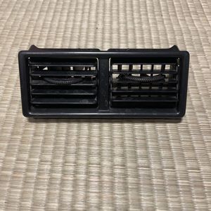AE86 カローラレビン/スプリンタートレノ　後期　エアコン吹き出し口　ダッシュ真ん中の