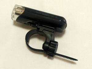 キャットアイ　アーバン　自転車用ライト　URBAN　CATEYE　乾電池式