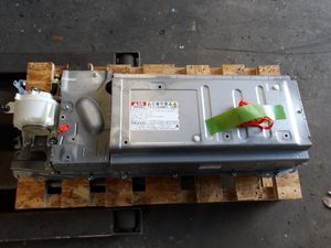 【個人宅発送不可】トヨタ プリウス ZVW30 純正　ハイブリッドバッテリー　G9280-76011　