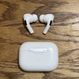 Apple アップル AirPods Pro 第1世代 A2084 音出し確認済み ワイヤレスイヤホン