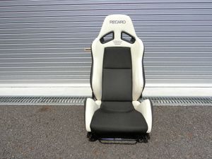 RECARO　SR-7　LASSIC2　ホワイト／ブラック