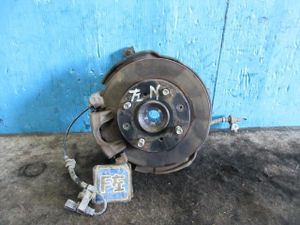 N-BOX DBA-JF1 左 フロント ナックル ハブ S07A 45251-T6G-010 [ZNo:07031898] 176189