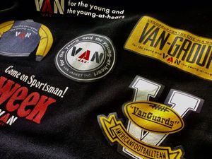 送料無料！VAN JAC ヴァンヂャケット フルジップパーカー VANオリジナルバックロゴ！VAN