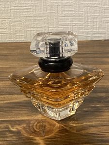 I6B337◆新品同様◆ ランコム LANCOME トレゾア Tresor オードパルファム EDP 香水 30ml