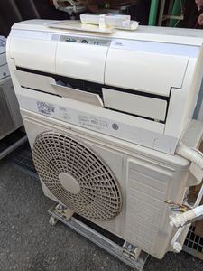 HITACHI 日立 RAS-JT40G2E5 白くまくん ルームエアコン 主に14畳用 4.0k 2017年製 リモコ