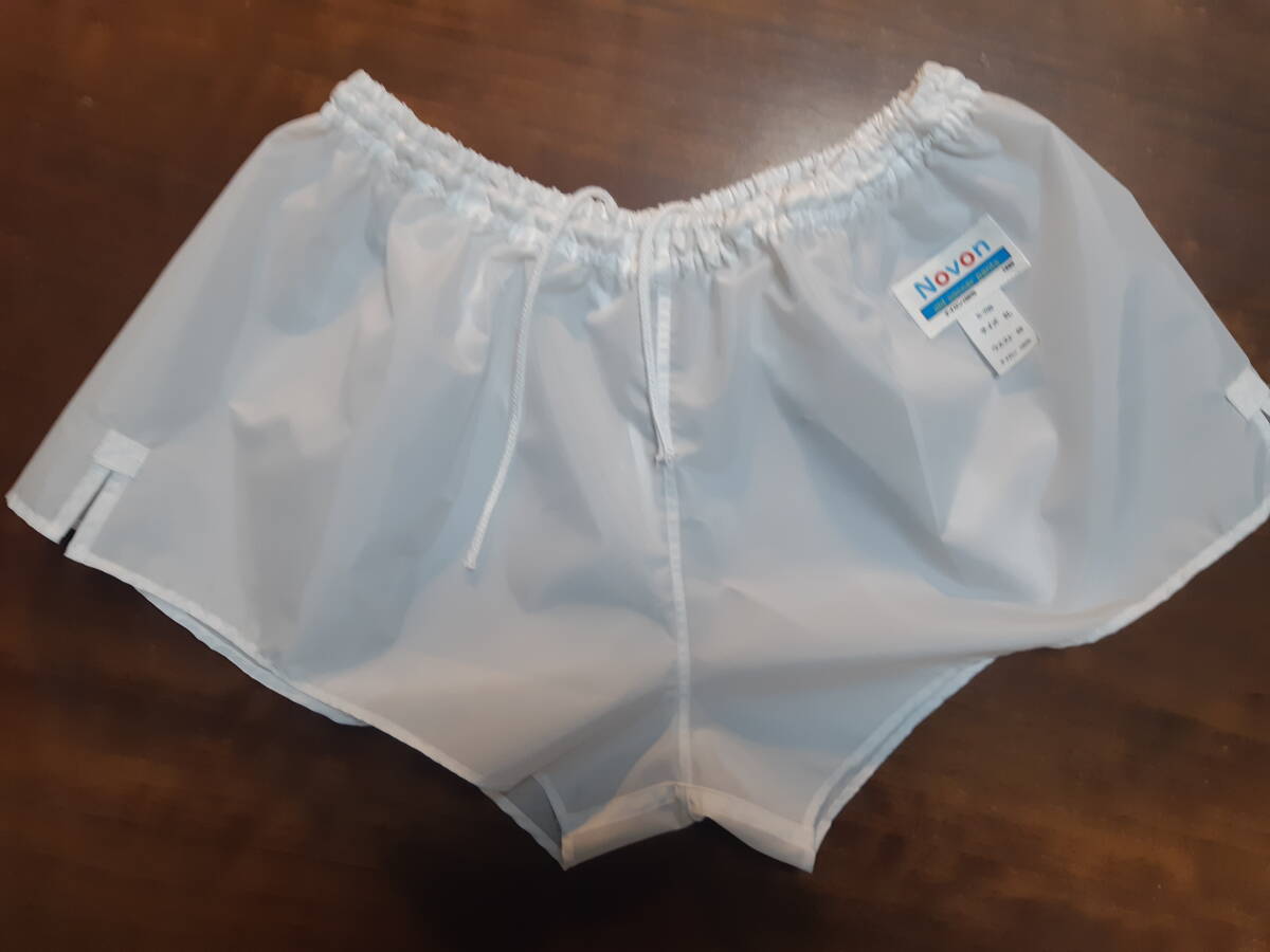 体操服★ナイロン短パン ブルー×白２本線 L 新品未使用 体操服☆ナイロン短パン ブルー×白2本線 L 新品未使用の通販 by