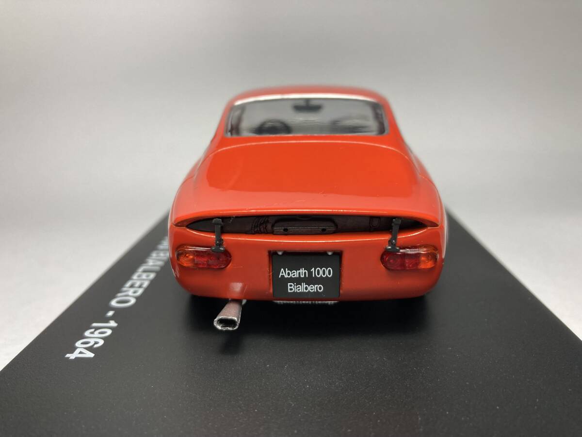 HACHTTE 1/24 1964 FIAT ABARTH 1000 BIALBERO (フィアット アバルト