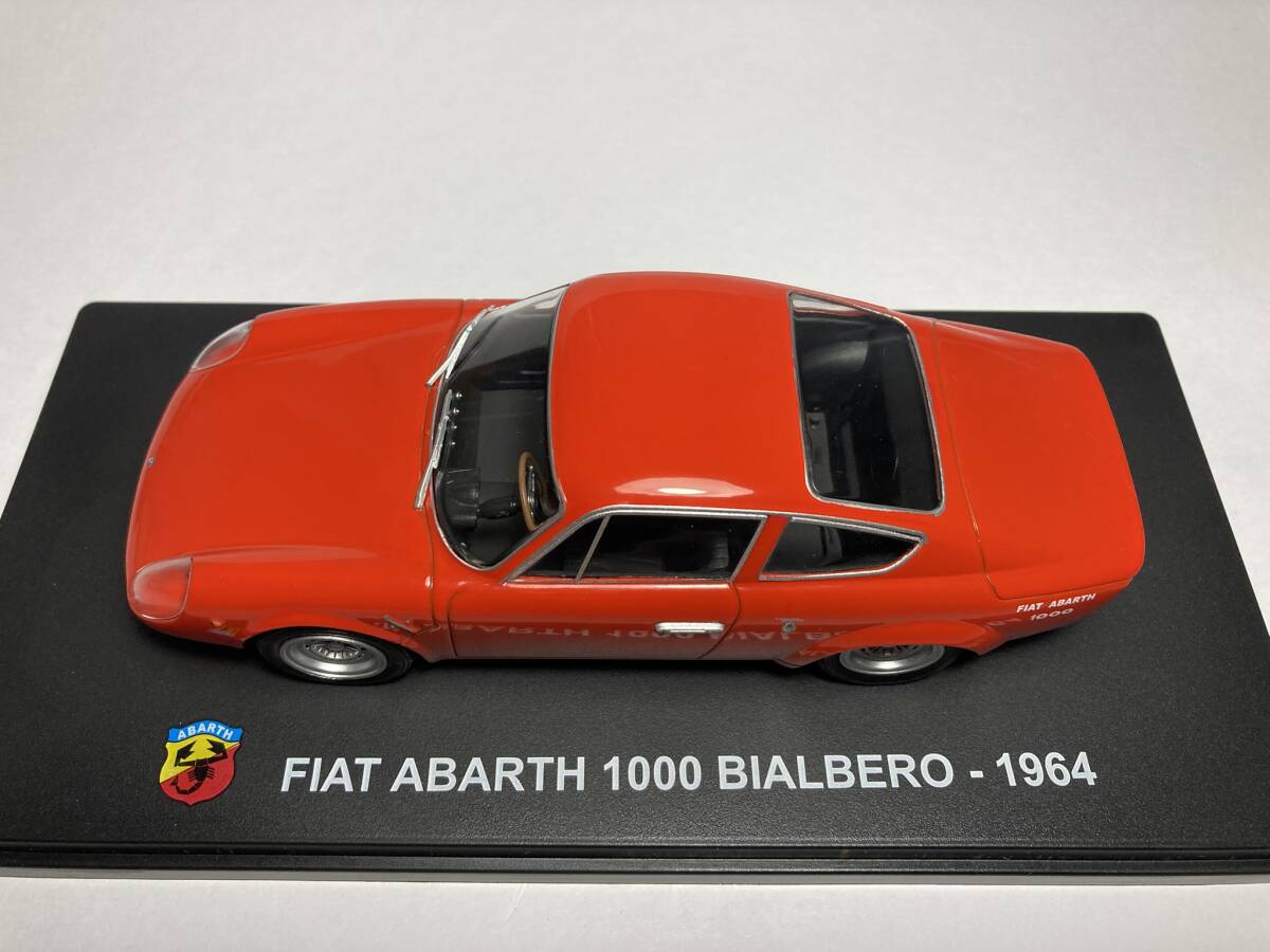 HACHTTE 1/24 1964 FIAT ABARTH 1000 BIALBERO (フィアット アバルト