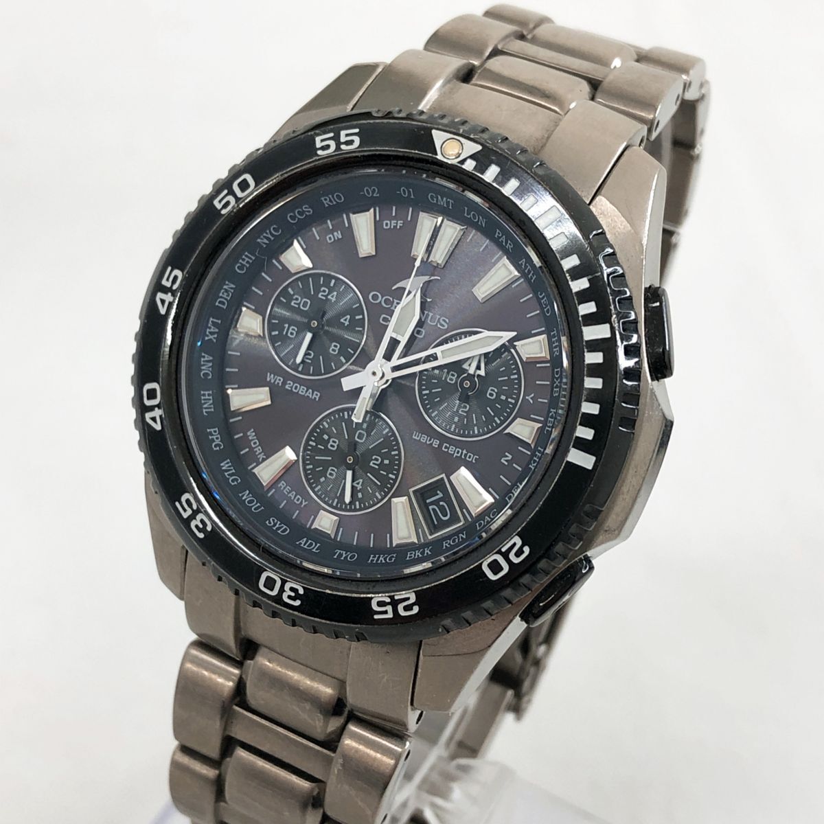 オシアナス OCW-650WC 腕時計 ダイバーズウォッチ チタン35/1000 美品 FIFA ドイツワールドカップ 1000本限定 CASIO カシオ OCEANUS