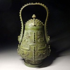 花瓶□古い青銅製 古代紋 鳥 花器 四角 古壷 古玩 唐物 中国 古美術 