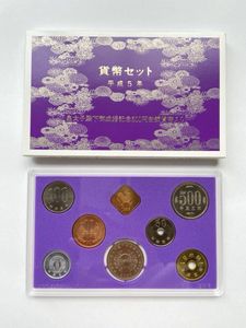 皇太子殿下御成婚記念　５０００円 プルーフ　2枚セット❣️ 皇太子殿下御成婚 白銅(セット)の中古価格は3,175円｜記念硬貨の新品