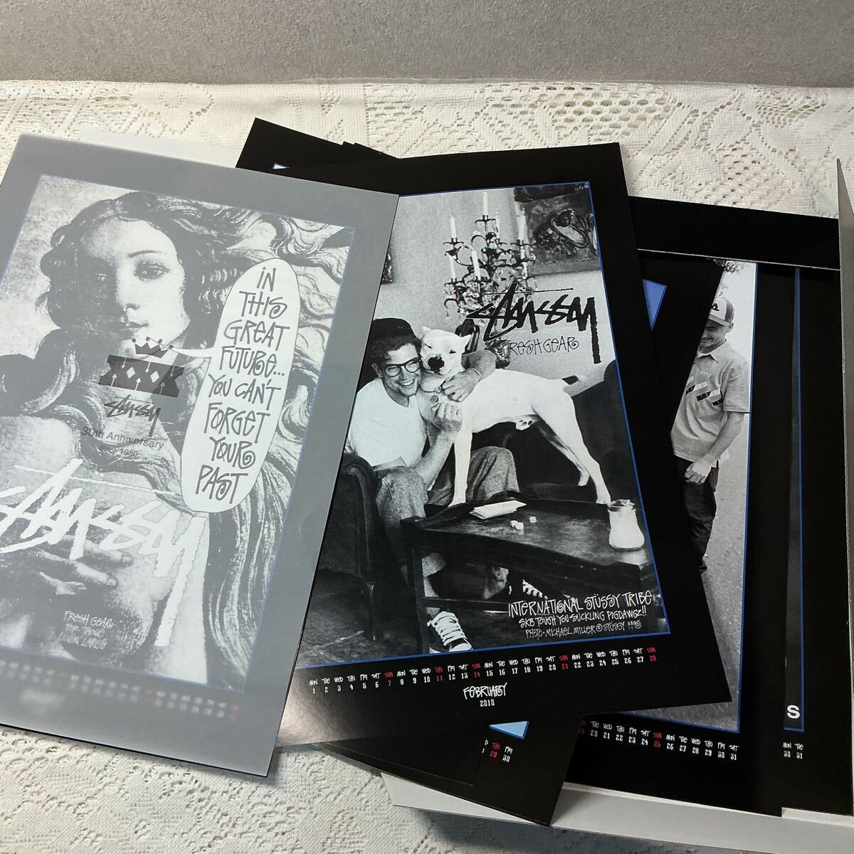 ポスター stussyの値段と価格推移は？｜3件の売買データからポスター