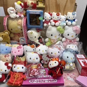 ハローキティ まとめのYahoo!オークション(旧ヤフオク!)の相場・価格を