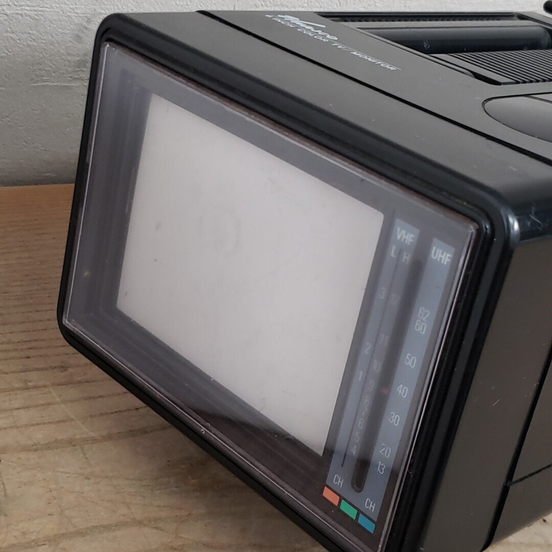 HITACHI 日立 カラーテレビ C624-H1 ブラウン管 6インチ 89年製