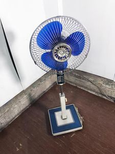 1981年式　三菱扇風機　洋間扇　ブルーレトロ 扇風機 三菱 レトロのYahoo!オークション(旧ヤフオク!)の相場・価格を