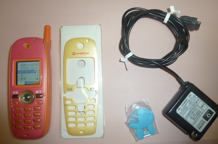 ボーダフォン 携帯 オレンジ 激レア ボーダフォン Vodafone V102D