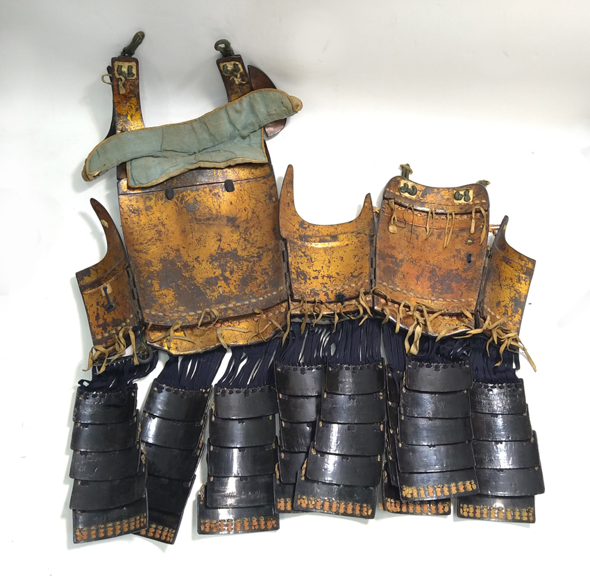 五枚胴具足 ＊兜鎧甲冑武士戦陣弓刀鞍鐙鍔目貫縁頭大名侍(甲冑（兜、鎧