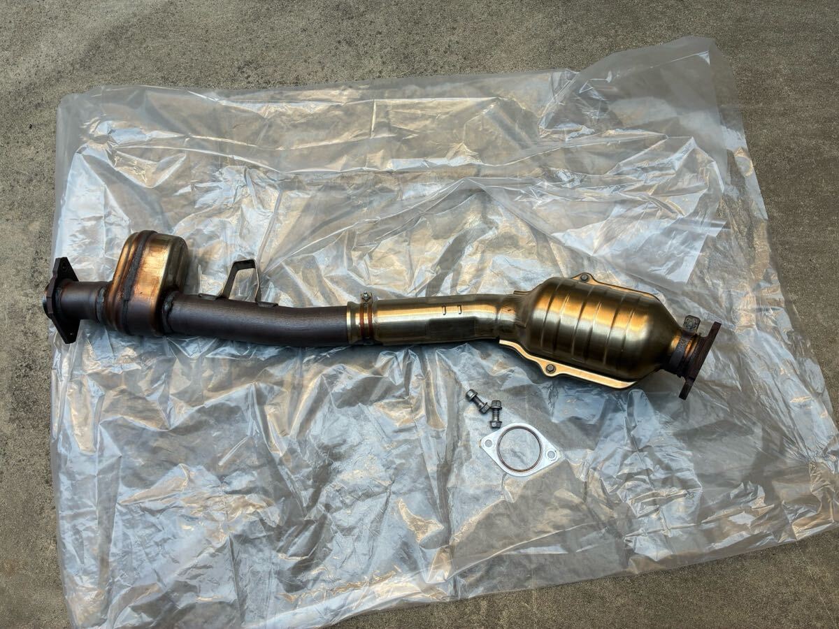 トヨタ ZN8 GR86 スバル ZD8 BRZ 純正 2次触媒 レス加工品 触媒