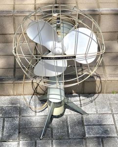 希少富士電機製造サイレントファンアンティーク 昭和レトロヴィンテージ古道具古民家 FUJI SILENT FANのYahoo!オークション(旧ヤフオク!)の相場・価格を見る