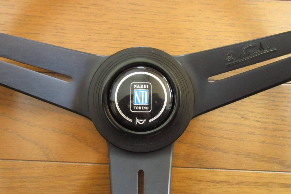 NARDI CLASSIC 350mm ディープコーン パンチングレザー 中古品