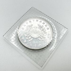 御在位60年 1万円銀貨   皇太子殿下御成婚 5千円銀貨のセット ① 切手・趣味の通信販売｜スタマガネット 皇太子殿下御成婚記念5000円