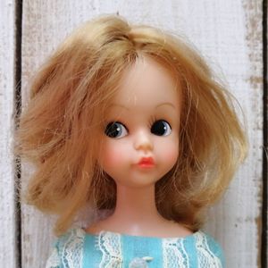 スカーレットちゃんのYahoo!オークション(旧ヤフオク!)の相場・価格を