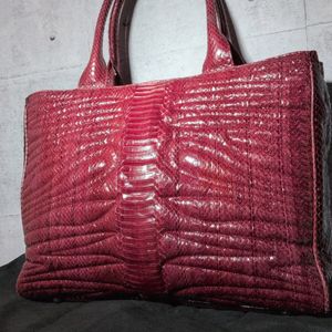 パイソン バッグのYahoo!オークション(旧ヤフオク!)の相場・価格を見る
