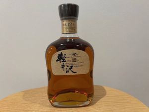 軽井沢 12年の平均価格は56,958円｜ウイスキーの価格相場・買取価格