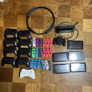switch ジョイコンのYahoo!オークション(旧ヤフオク!)の相場・価格を