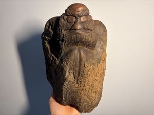 木彫 達磨の値段と価格推移は？｜37件の売買データから木彫 達磨の価値
