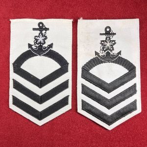 階級章 海上自衛隊の値段と価格推移は？｜34件の売買データから階級章