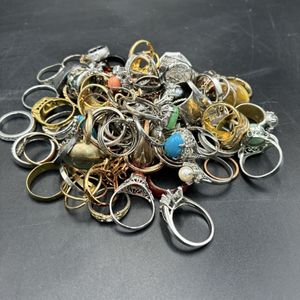 メッキアクセサリーの値段と価格推移は？｜659件の売買データから