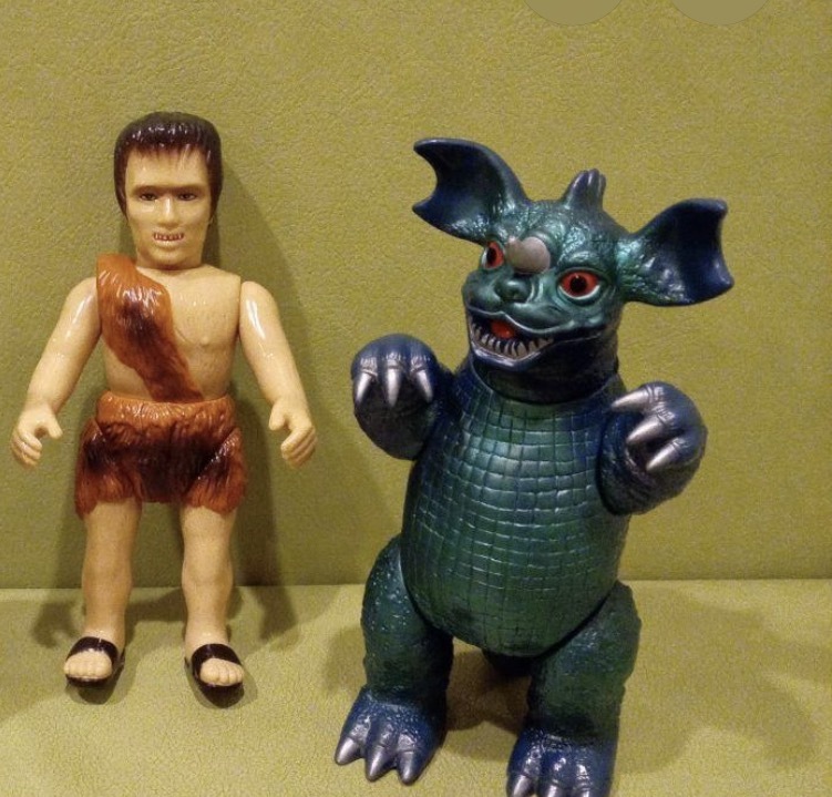 ウルトラマン　怪獣　ソフビ大量 61体 まとめ 美品　レア　限定品あり ウルトラマン 怪獣 ソフビ セットの値段と価格推移は？｜137件の売買