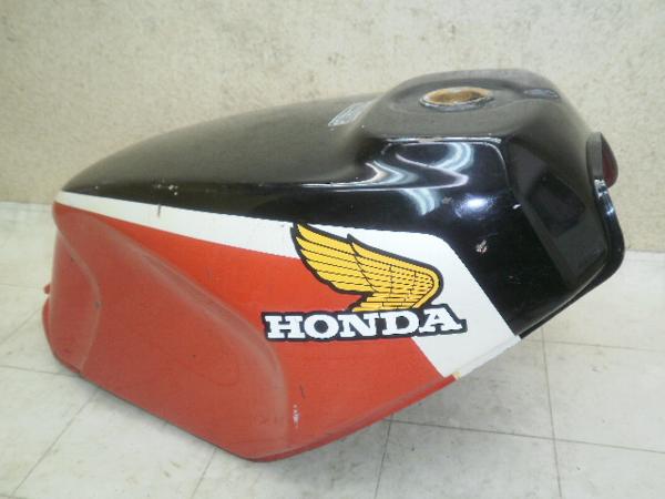 HR2611 MVX250F(83') ガソリンタンク MC09-1016 【公式通販】