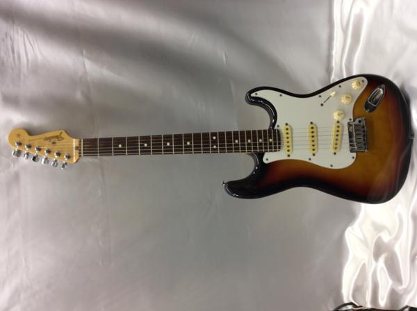 31455■ FenderJapan [ST62 Stratocaster] 動作ok 中古ギター ■