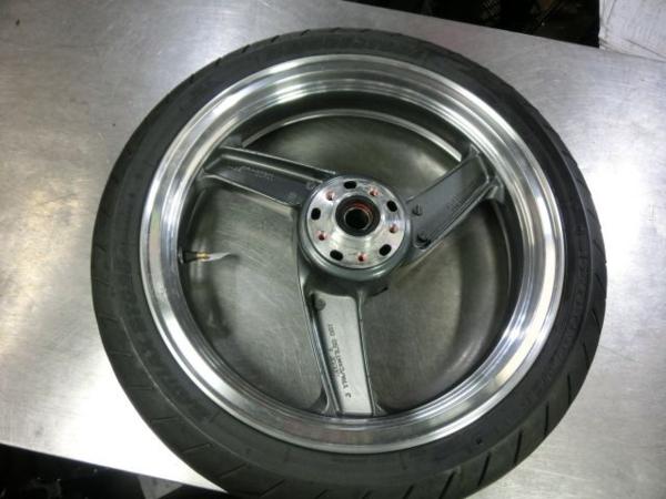 ZZ-R1100 フロントホイール、綺麗 17x3.50☆ZX-11