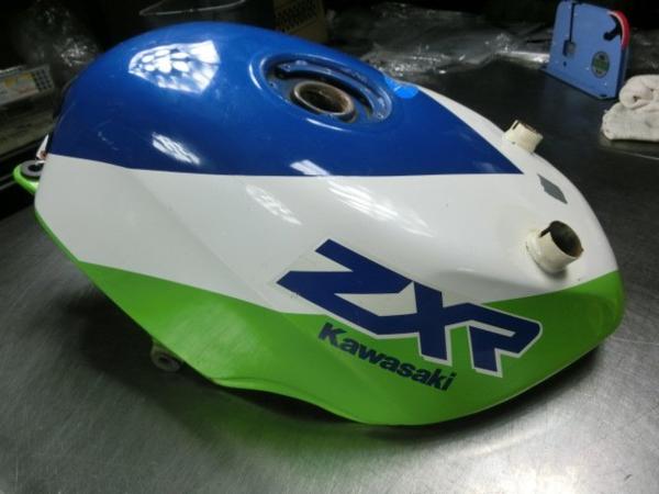 ZXR250 ガソリンタンク☆ZX250A