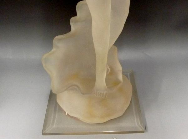 緑屋】樹脂製*裸婦像*美人像*置物/銘無し*半透明*高さ54cm*c(西洋彫刻