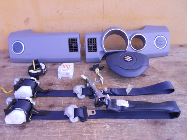 ■ワゴンＲ　MH21S　 MH22S　後期エアバック　8点セット■