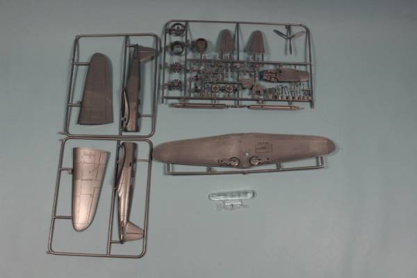 送料無料 1/72 ９７式３号艦上攻撃機 模型_3