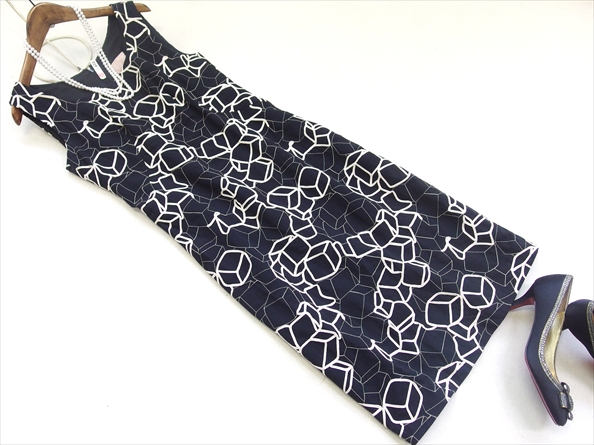 Sybilla シビラ*上品　エレガント刺繍 ワンピースL/O106-2