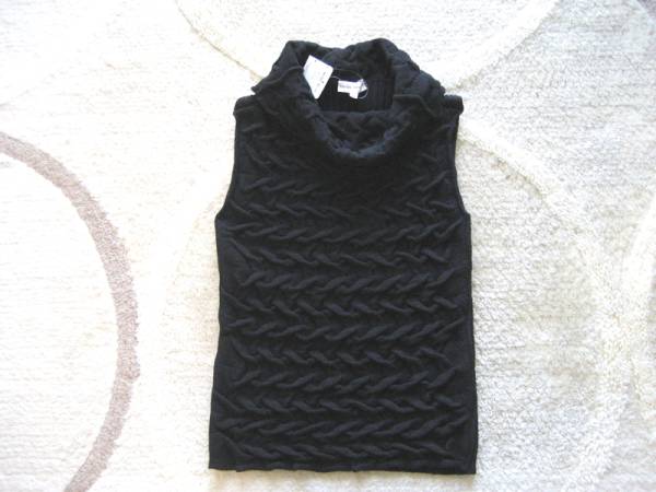 新品★EMPORIO ARMANI エンポリオアルマーニ　黒 ノースリニット
